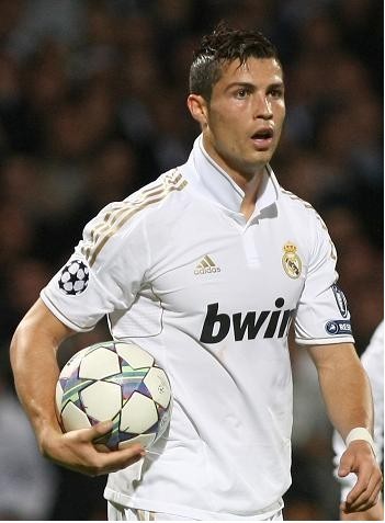 官方：韩国门将郑民基结束租借离开广岛三箭，回归水原FC