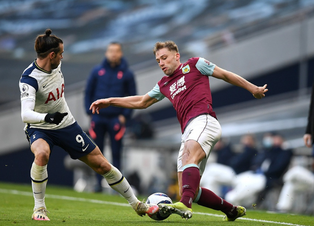 出战18场7次得分30+，波特创职业生涯单赛季场次纪录