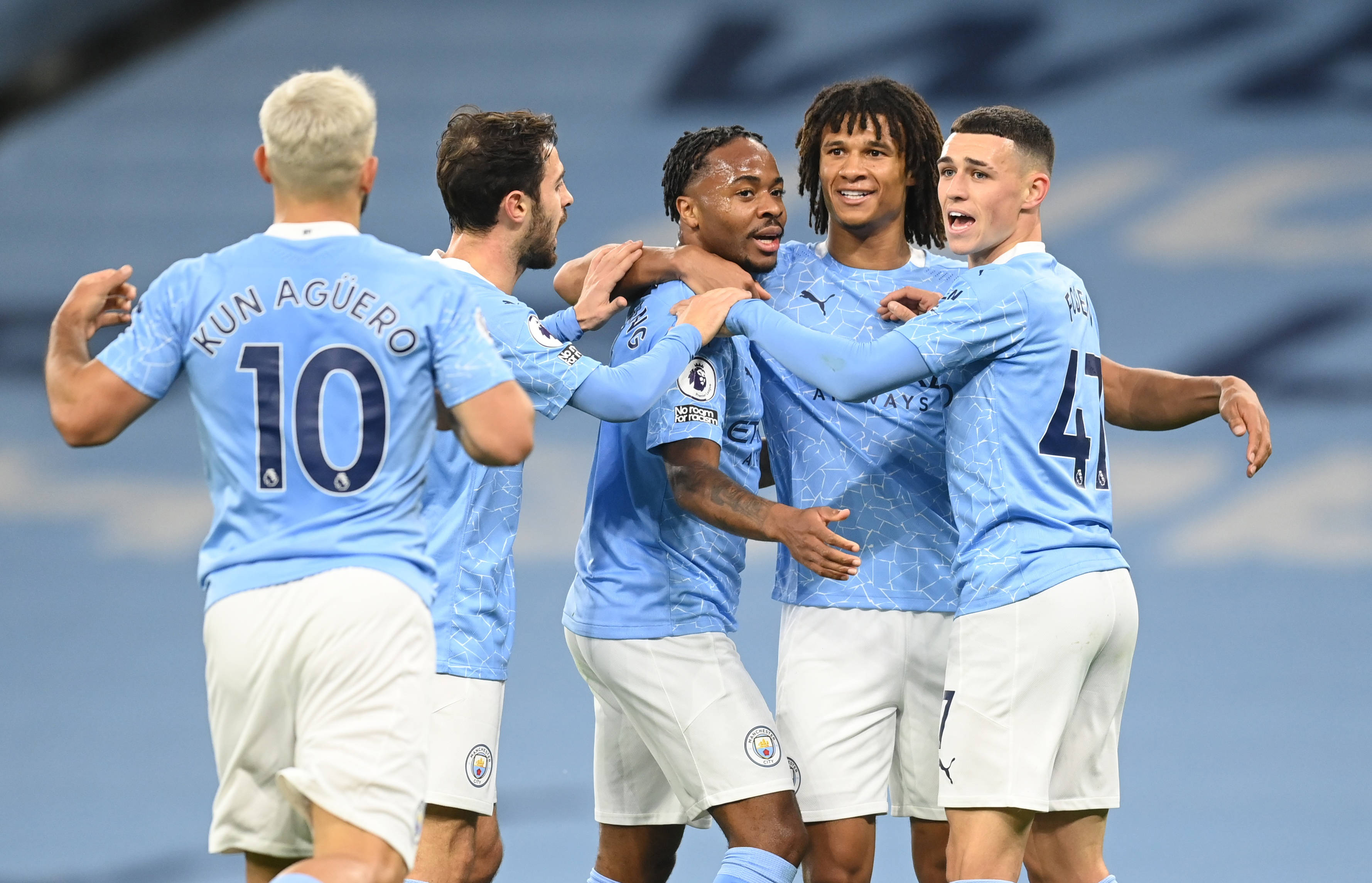 斯基拉：两家意甲俱乐部想租米雷蒂，但尤文不想放人（斯基拉：意甲两队有意租借米雷蒂，尤文无意放人）