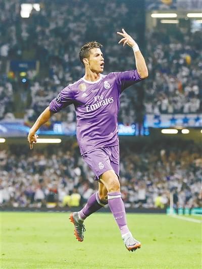 官方：热那亚主帅维埃拉下课；球队本赛季意甲9场未尝一胜（官宣：热那亚解任主帅维埃拉，本赛季意甲前9轮未尝胜绩）