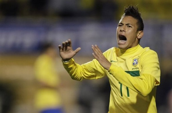 罗马诺：恩昆库仍计划在今夏离队，相关谈判正在进行中