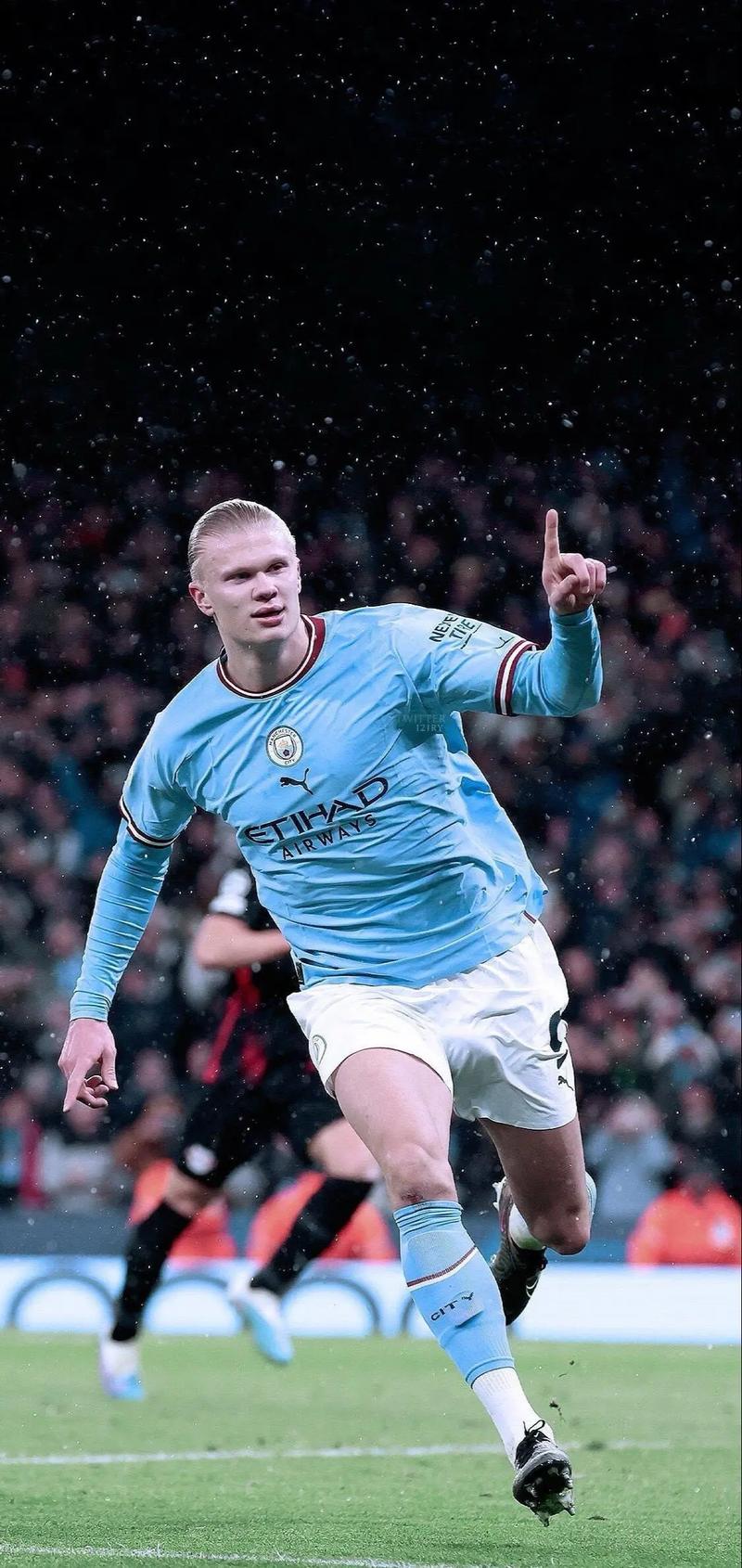 巴拉克：拜仁希望和于帕续约，但他想要加薪需用表现说话