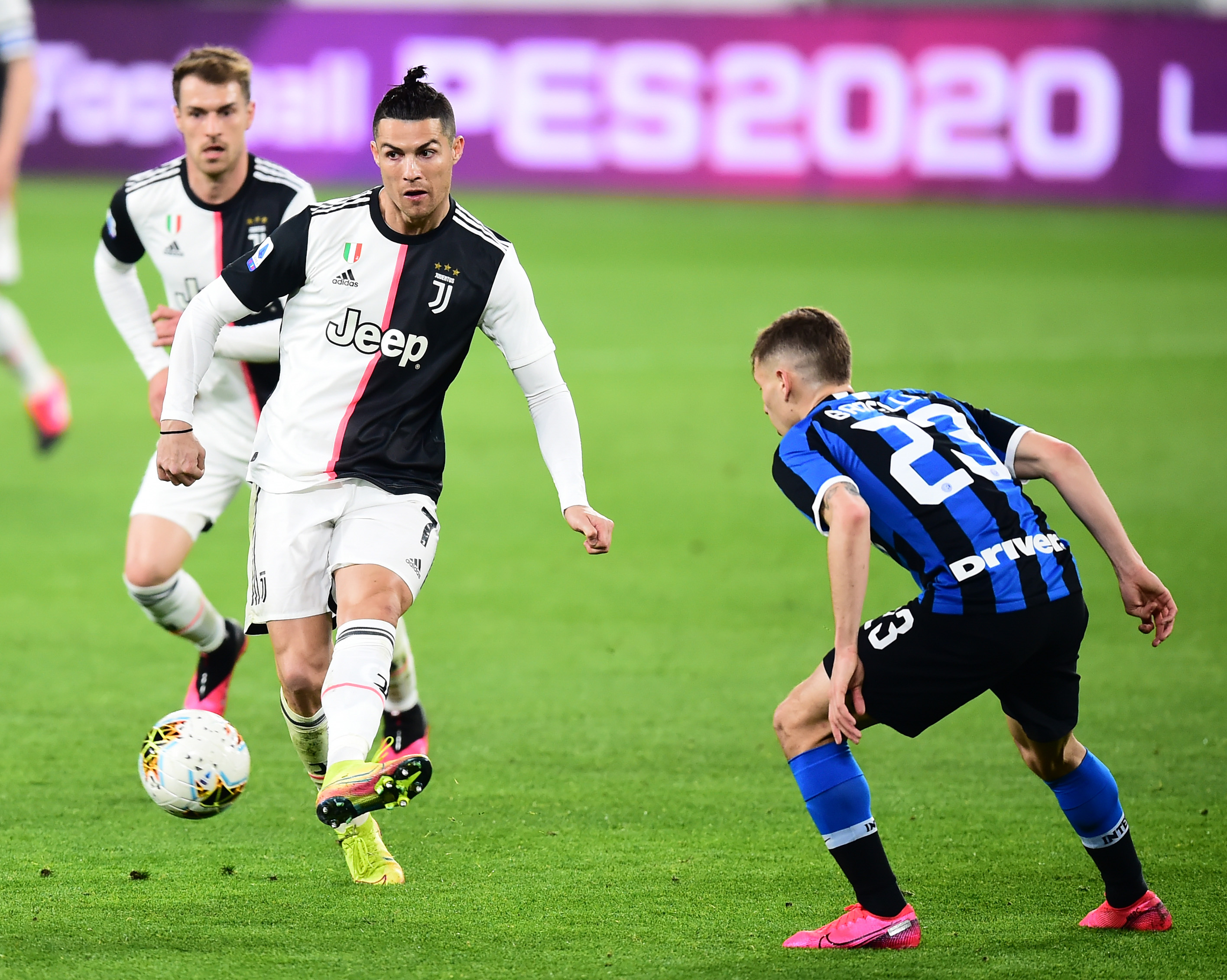 纳格尔斯曼谈征召萨内：他在欧冠和土超表现得很好