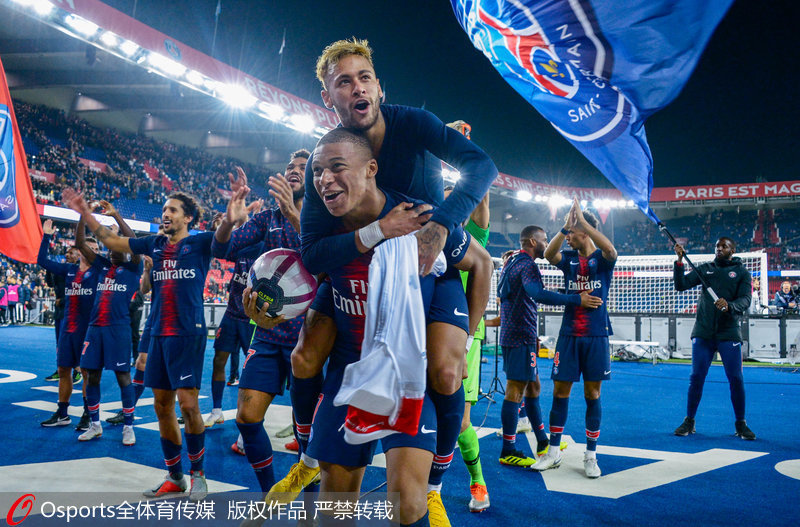 梅西是否比你更强？C罗：我不同意，我不想谦虚