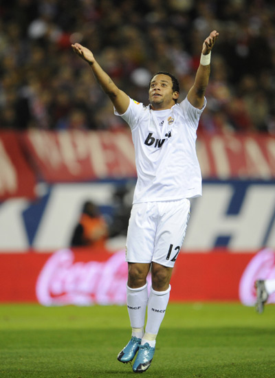 斯洛特：为恢复状态会让伊萨克多多出场，哪怕他表现不是最佳（斯洛特称会给伊萨克更多机会找回状态，即便表现未达最佳）