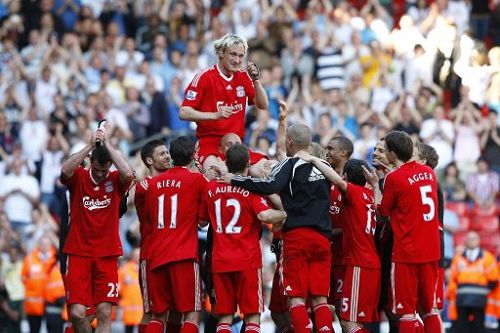 西甲公布24／25赛季转播收入分成，皇马力压巴萨领跑（西甲24／25季转播收入分配出炉，皇马压巴萨居榜首）